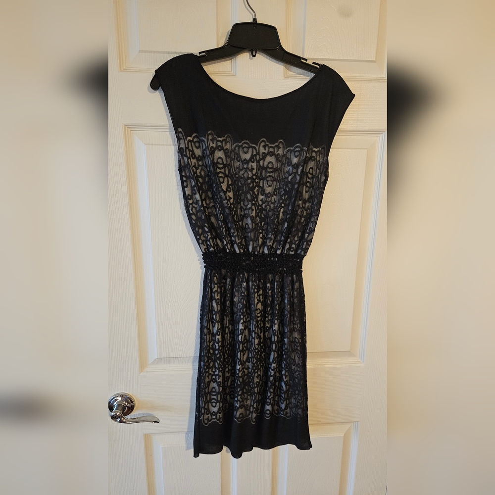 Max Studio Black Sleeveless Dress